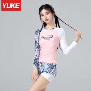 Bộ Bơi Cộc Tay Kín Đáo Cho Nữ Set Áo Bơi Cộc Tay Quần 2 Ống YUKE 8345 Hồng